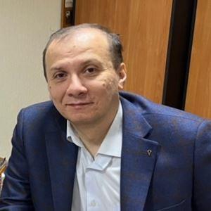 Професор Ісаков Рустам Ісроіловіч